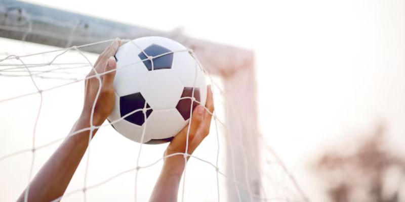 Tìm hiểu về bình luận viên bóng đá hài hước